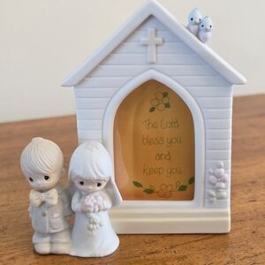Precious Moments Porcelain Church Picture Frame Bride & Groom - Lord Keep You